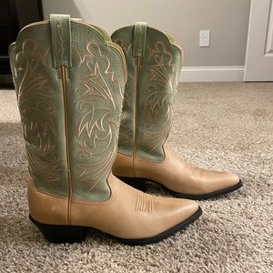 Women’s Ariat Boots